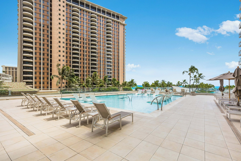Exterior 3, Ilikai Hotel Condo With Ocean, Lagoon & Fireworks Views, Honolulu