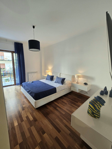 Room 4, Estate4home - Aranci 33 Guest House, Napoli