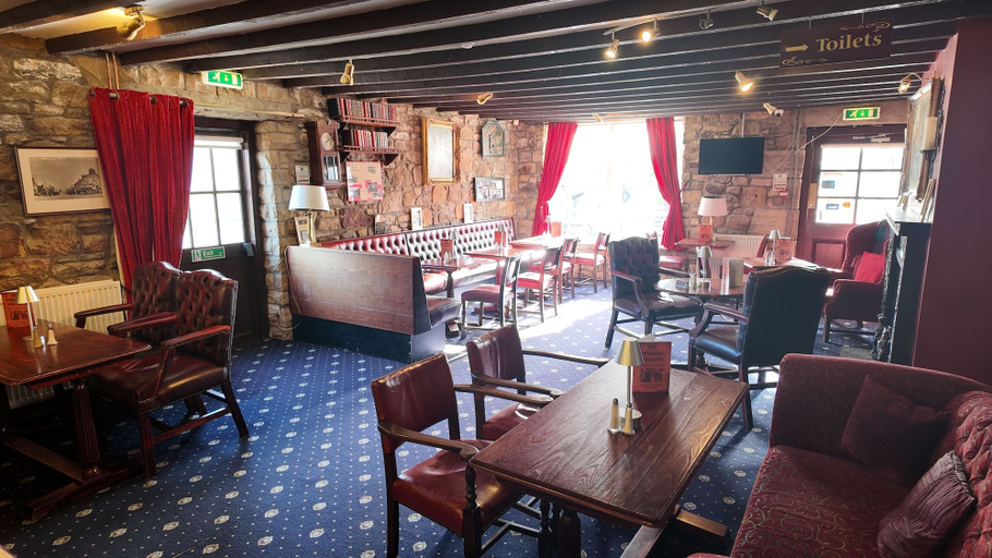 Food & Drinks 4, The Original Rosslyn Inn, Midlothian