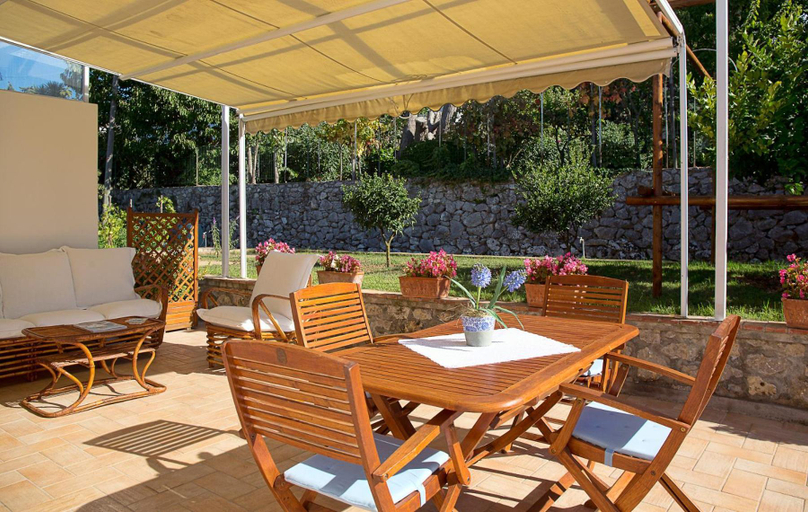 Food & Drinks 4, Parco Vittoria Holidays House, Napoli