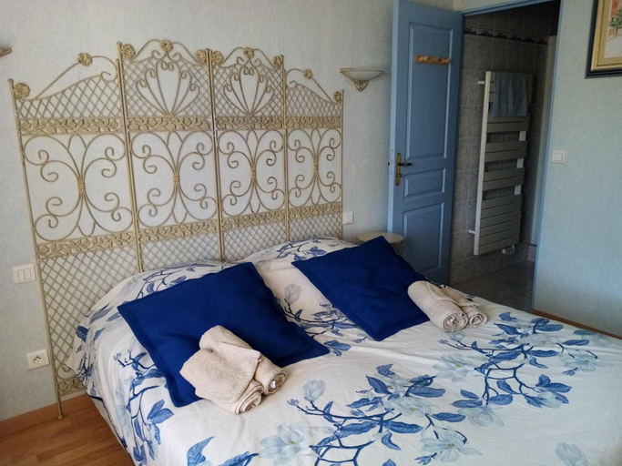 Bedroom 5, Les chambres de Rocbaron, Var