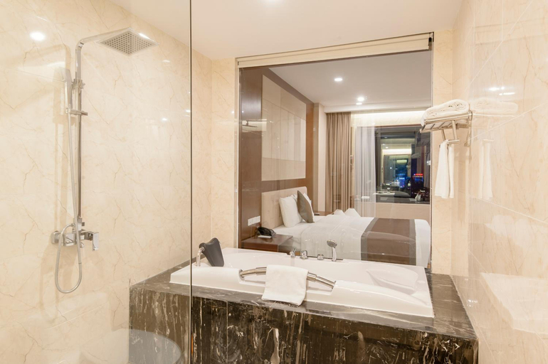 Bathroom, Muong Thanh Grand Lao Cai Hotel , Lào Cai