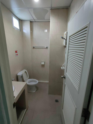 Bathroom 4, Sorworakit Hotel, Muang Chon Buri