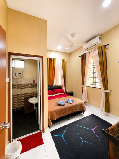 Room 2, OYO 91376 Homestay Dahlia Ii, Kerian