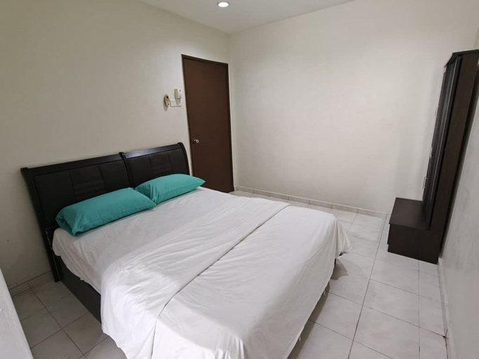 Room 2, Sahar Pelangi Hotel, Malacca City