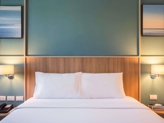 Bedroom 5, ibis Phuket Patong, Phuket Island