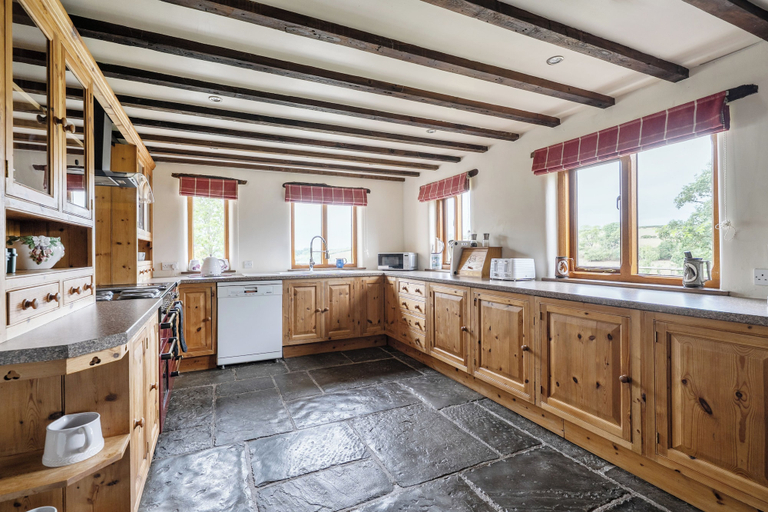 Private kitchen, 16th Century Devon Farmhouse, Stunning Views, Devon