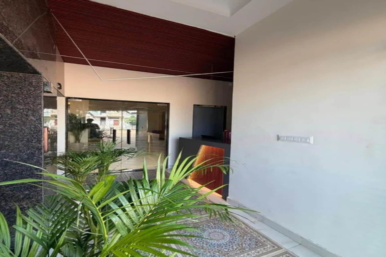 Lobby sitting area 3, Fabhotel The 61, Jaipur