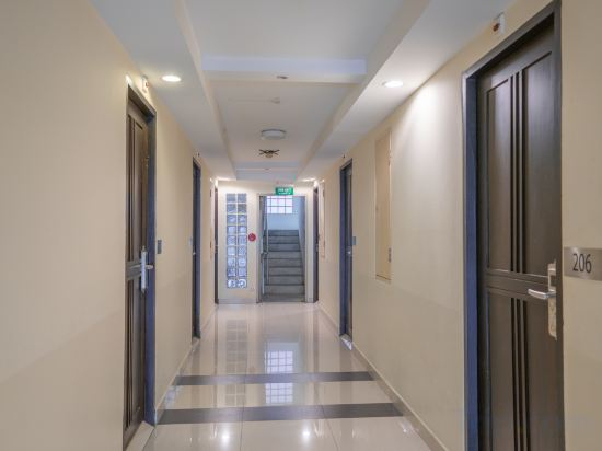 Hotel Interior/Public Areas