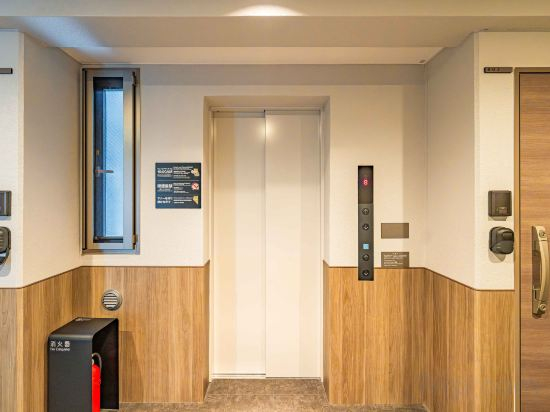 Hotel Interior/Public Areas
