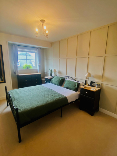 Primary image, Apartment Sleeps 4 With Parking, Surrey