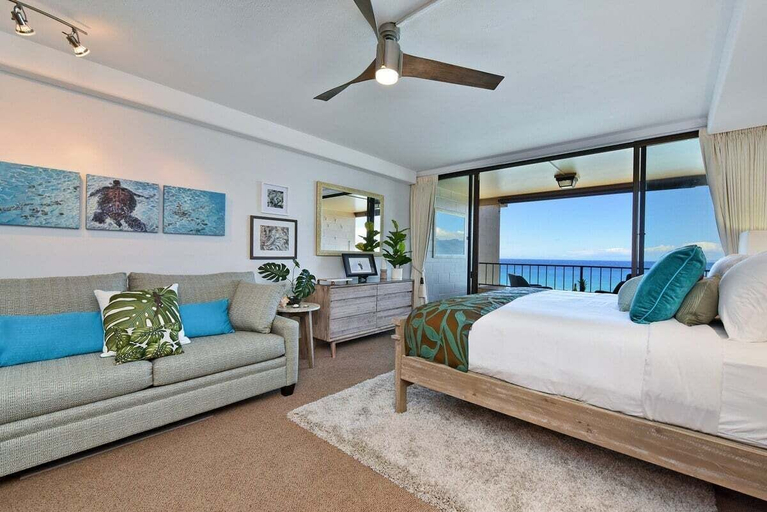 Interior 2, Summer Sale! Oceanfront Studio With Panoramic Views & Private Lanai - MK 506, Maui