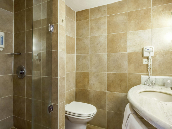 Bathroom 4, ibis Mexico Perinorte, Cuautitlán Izcalli