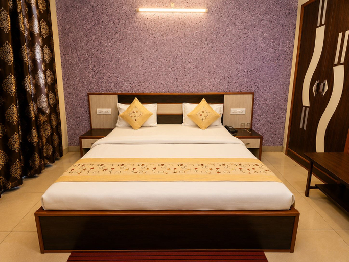 Room 5, Hotel Royal Celebration, Jaipur