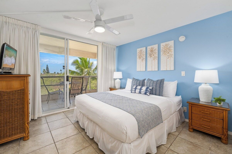 Interior 3, Remodeled 2BD Condo Across Beach Pool AC - Maui Banyan P301, Maui