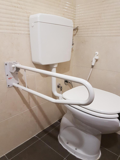 Bathroom 4, Hotel del Lago Ampollino, Crotone