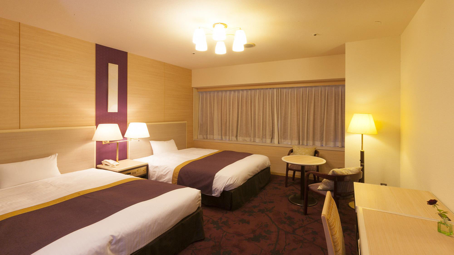 Bedroom 3, Chofu Creston Hotel, Chōfu