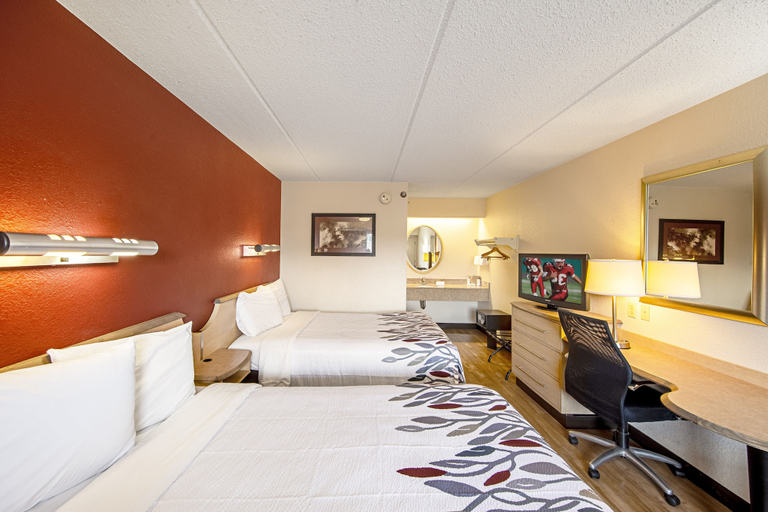 Bedroom 3, Red Roof Inn Utica, Oneida