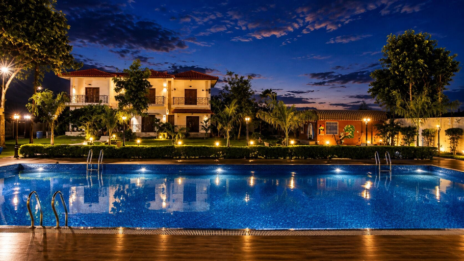 Pool 5, Narayana Green By Clickon Resort, Gaya