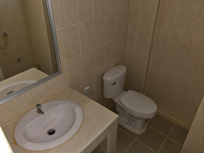 Bathroom 3, Sorworakit Hotel, Muang Chon Buri
