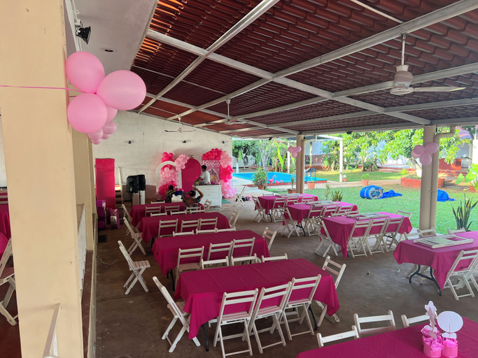 Outdoor dining, El Miedo, Tekax