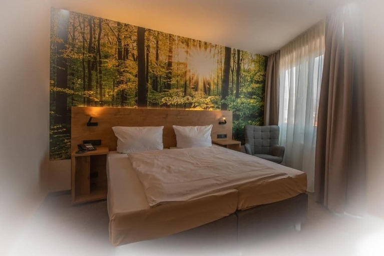 Bedroom 3, Hotel Stadt Aurich, Aurich
