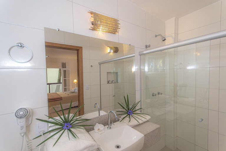 Bathroom 5, Saint Tropez Praia Hotel, Porto Seguro