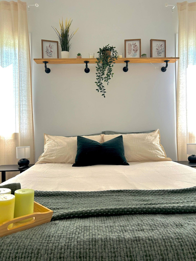 Room 5, Beautiful Park Side Apartment, Division No. 2