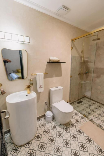 Bathroom 4, Riad Cologne, Marrakech
