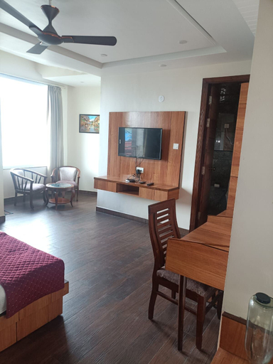 Room 5, The Jade Mountain by O9 Stay, Chamba