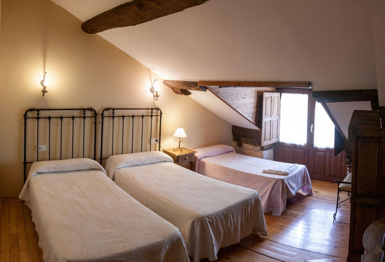 Bedroom 3, Paraã­so Del Bierzo, León