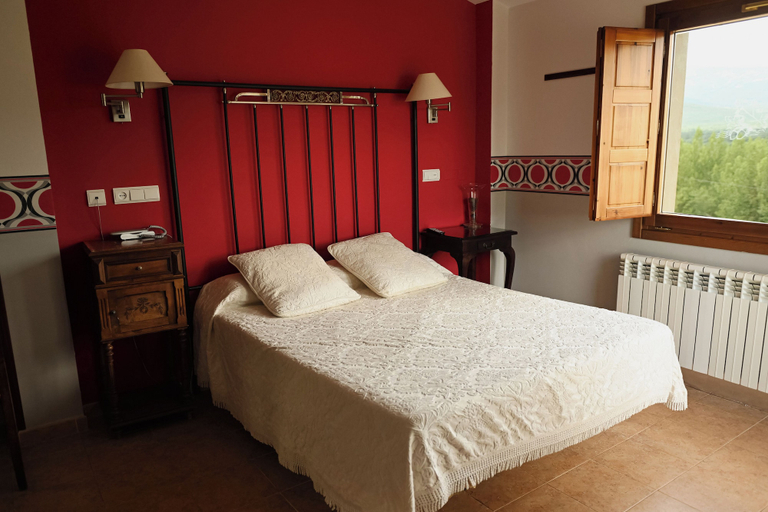 Room 2, Hotel Remanso, Soria