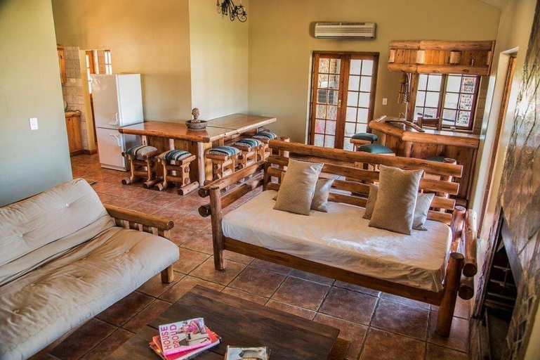 Public Area, Wolfkop Guesthouse, West Coast