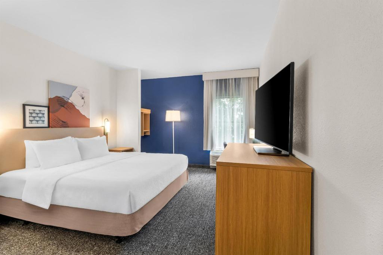 Bedroom 1, Spark by Hilton Dayton Fairborn, Greene