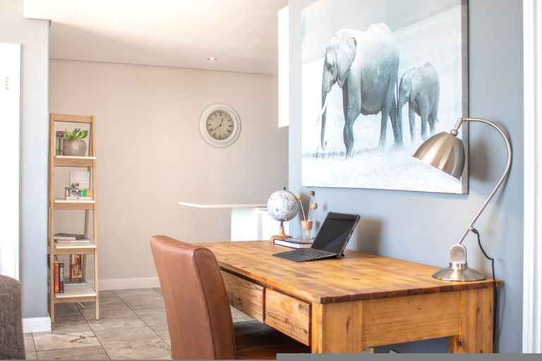 Room 2, 2 Bedroom Harbour Penthouse, City of Cape Town