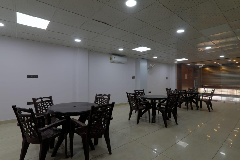 Food & Drinks 5, Shri Tirupati Residency, Lucknow