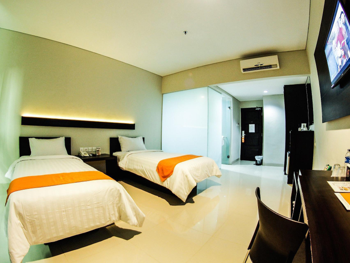 Bedroom 2, Alpha Hotel, Pekanbaru