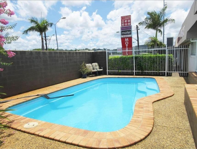 Sport & Beauty 5, Nambour Lodge Motel, Maroochy - Nambour
