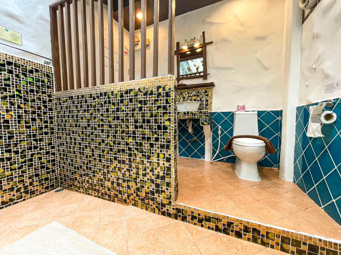 Bathroom 3, Vongdeuan Resort, Muang Rayong