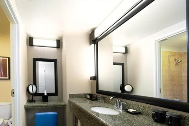 Bathroom, Chukchansi Gold Resort & Casino, Madera