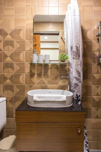 Bathroom 4, Suthep Home & Hostel, Don Muang