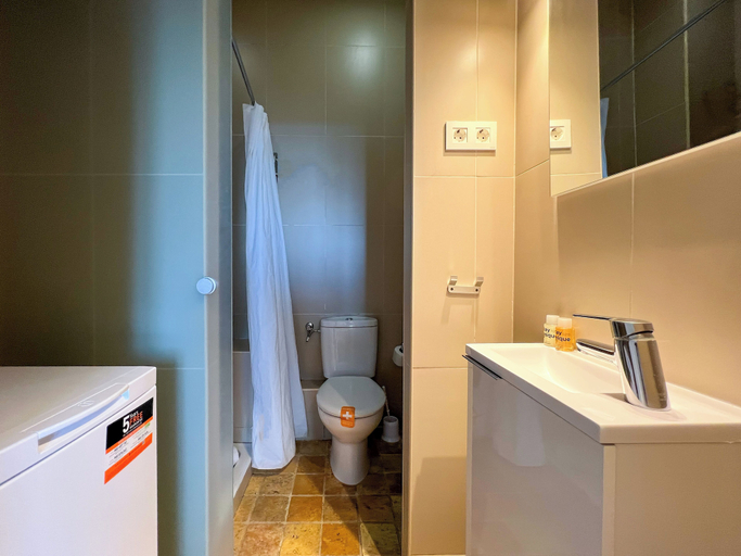 Bathroom 4, Stay U-nique Apartments Pasteur, Barcelona
