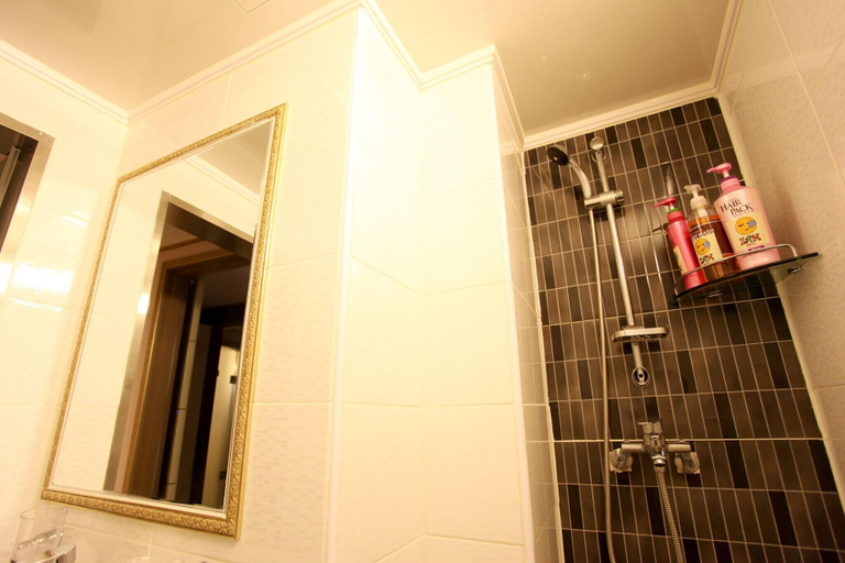 Bathroom 3, Mokdong ZAM, Yangcheon