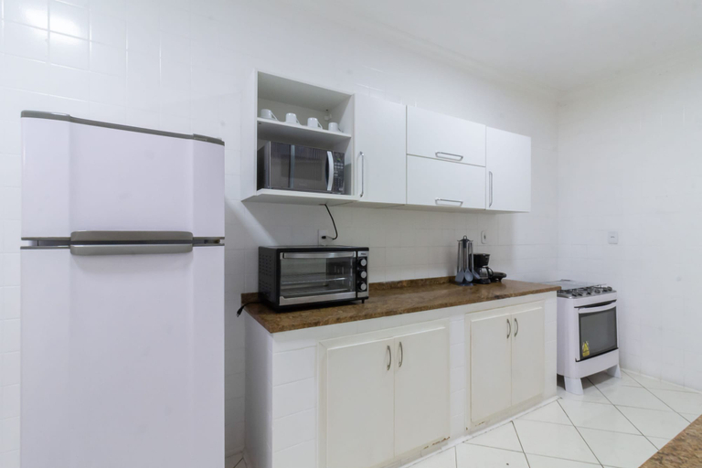 Room 4, 2 Minutes From Copacabana Beach A306, Rio de Janeiro