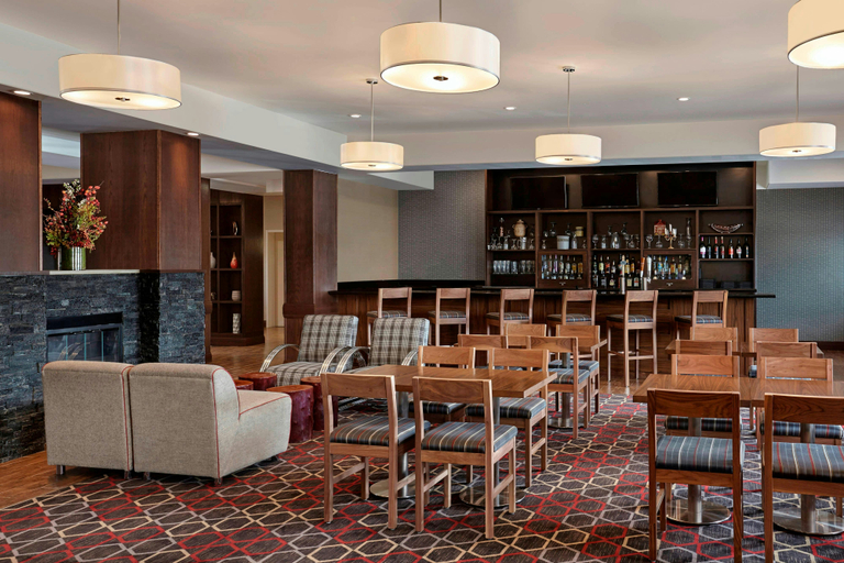 Food & Drinks 5, Four Points By Sheraton Regina, Division No. 6