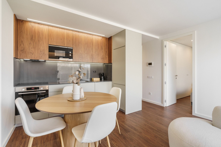 Room 4, 196 Andrade Corvo Collection by Minhos Guest, Braga