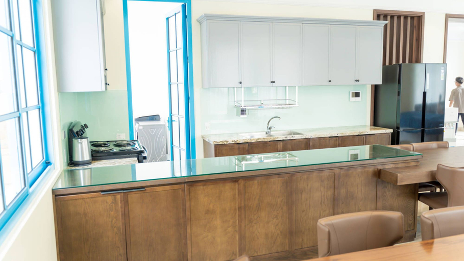 Private kitchen, Soleil Villa, Hạ Long