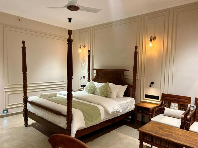 Room 3, Sanskreti, Ernakulam