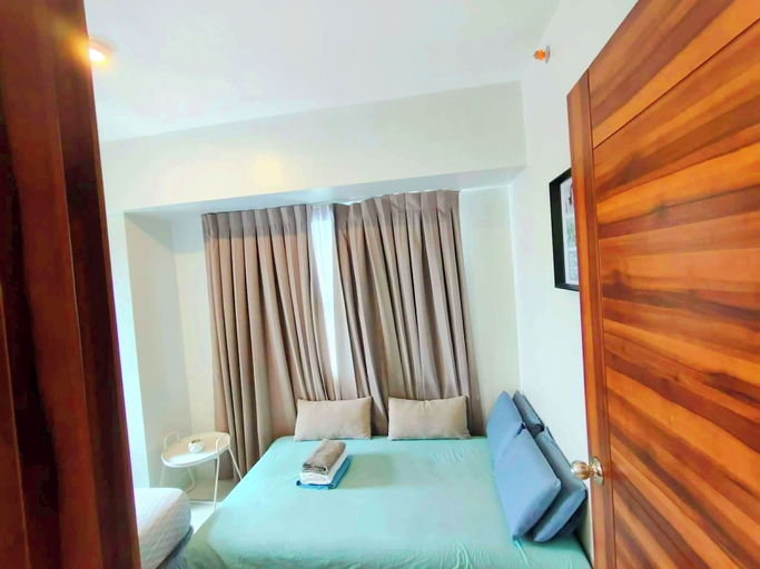 Room 2, MR BED-Skyline View Condo With POOL, Cebu City