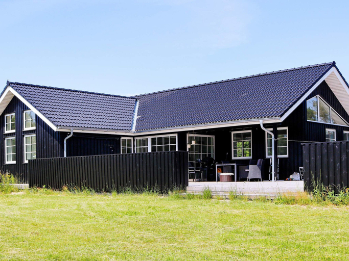 Others 2, 8 Person Holiday Home in Hadsund, Mariagerfjord